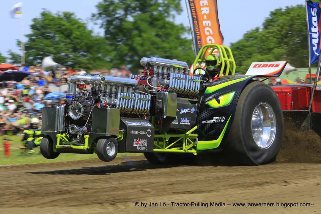 Tractor Pulling:"Großer Preis von Deutschland" | top agrar online