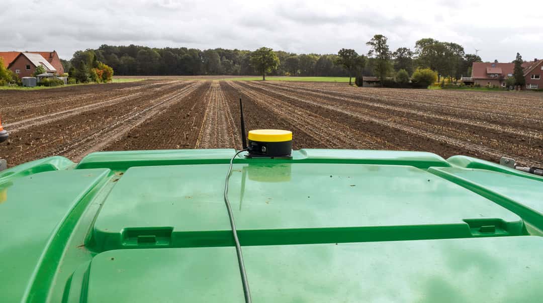 Lenksystem mit eFarmer Fieldbee nachrüsten top agrar online