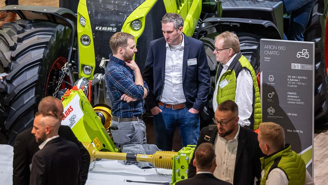 Landtechnikhändler befürchten Umsatzrückgang 2024 - Landwirte sind