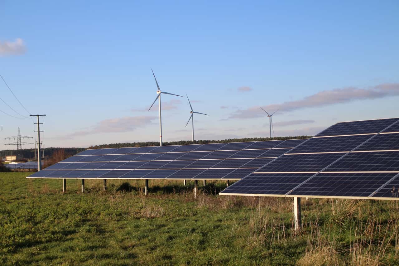 Wie-beeinflusst-die-Solarfl-chenausweisung-den-Erbschaftswert-f-r-Landwirte-