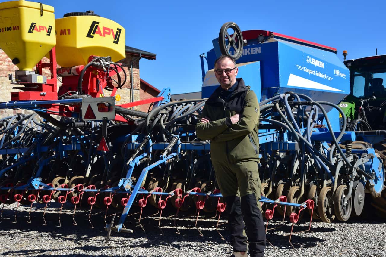 S-maschine-mit-vier-Tanks-So-arbeitet-der-d-nische-Landwirt-Johan-Hermann-Levy