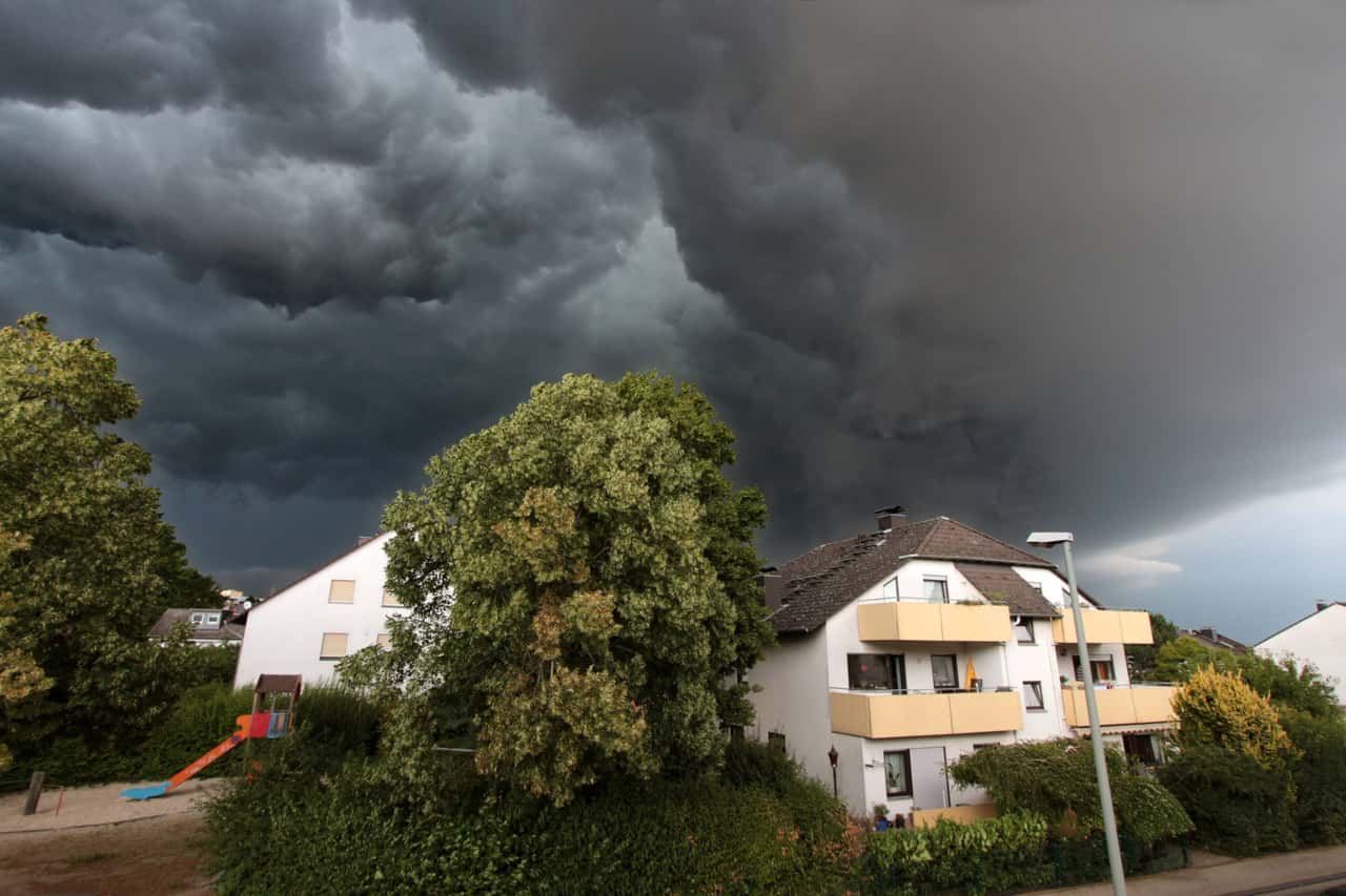 Will the dry weather in June be followed by a storm?