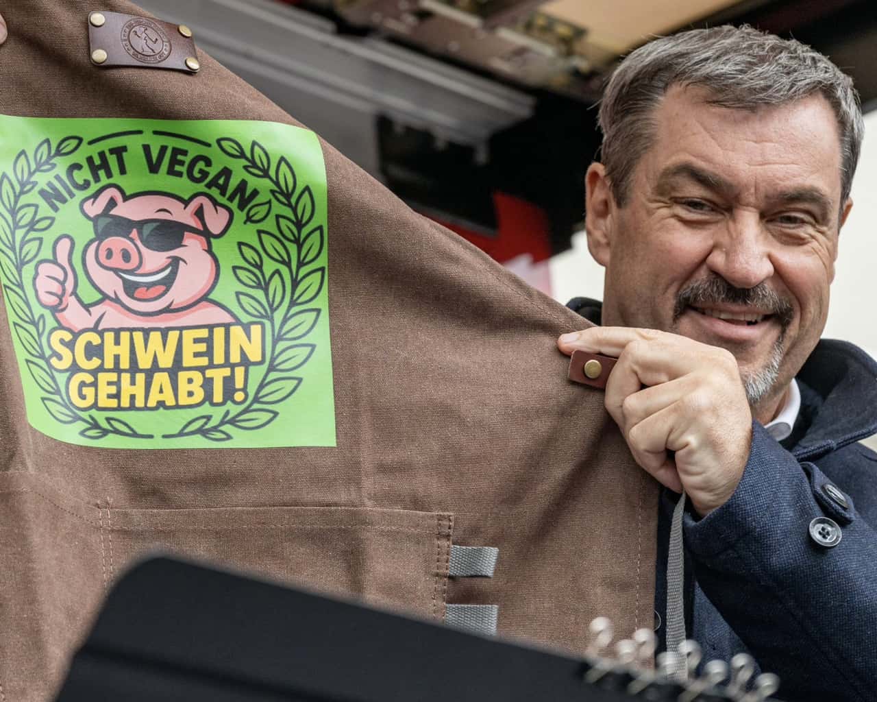 Pig barbecue in Lower Bavaria drives animal rights activists up the wall