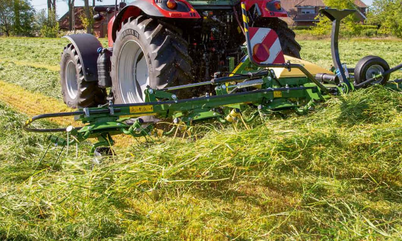 Rotary inclination: Agritechnica silver for Krone OptiSet on Vendro hay ...