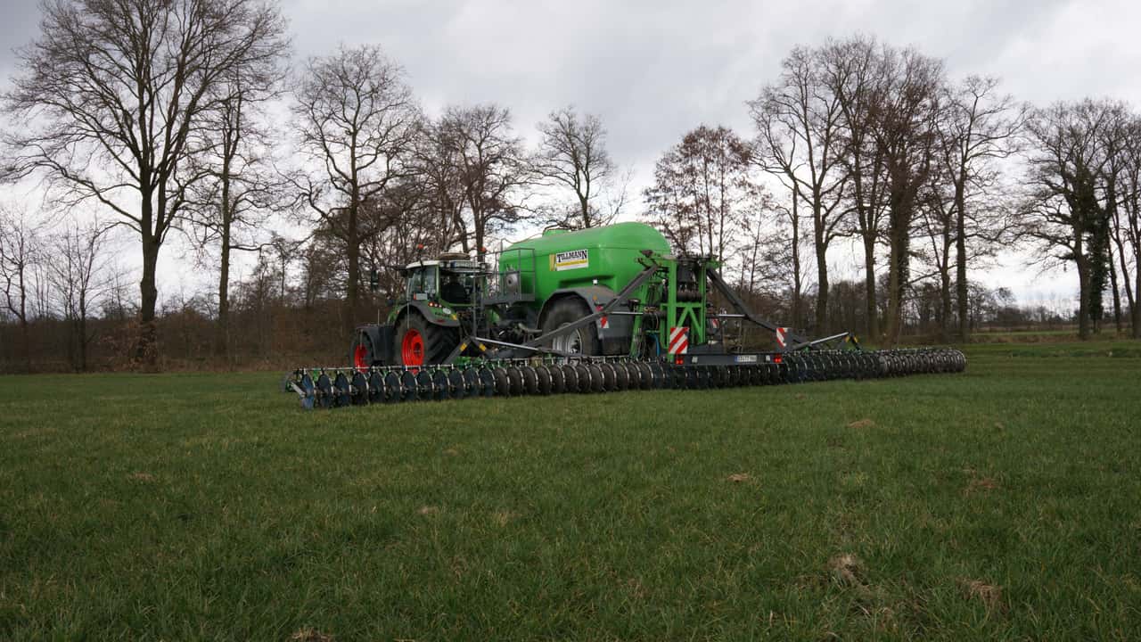 Cultan-Direkt-an-die-Wurzel-ged-ngt