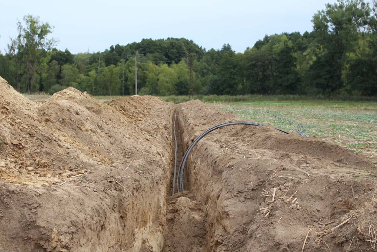 Nachbarn-mit-Strom-beliefern-Muss-ich-Netzentgelt-und-Stromsteuer-zahlen-