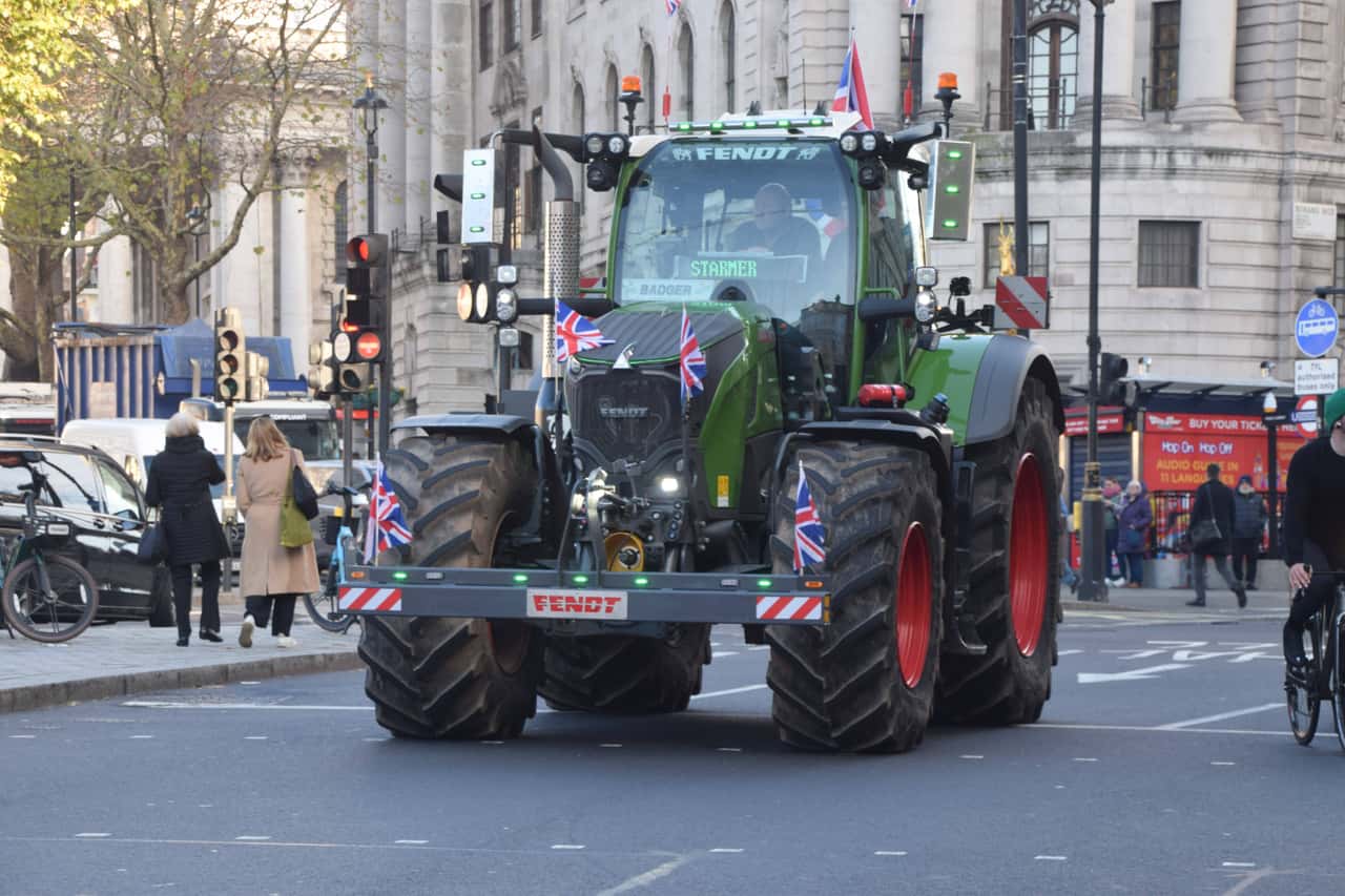 Spendenaktion-nach-Traktorenbeschlagnahmung-erreicht-am-ersten-Tag-16-000-Pfund