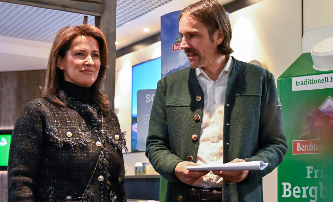 Penny-schlie-t-Dreickecksvertrag-mit-Molkerei-und-Landwirten