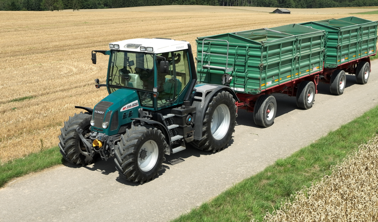 30 Years of Fendt Vario Tractors - | Fendt 828 Evo & Fendt 926 Favorit ...