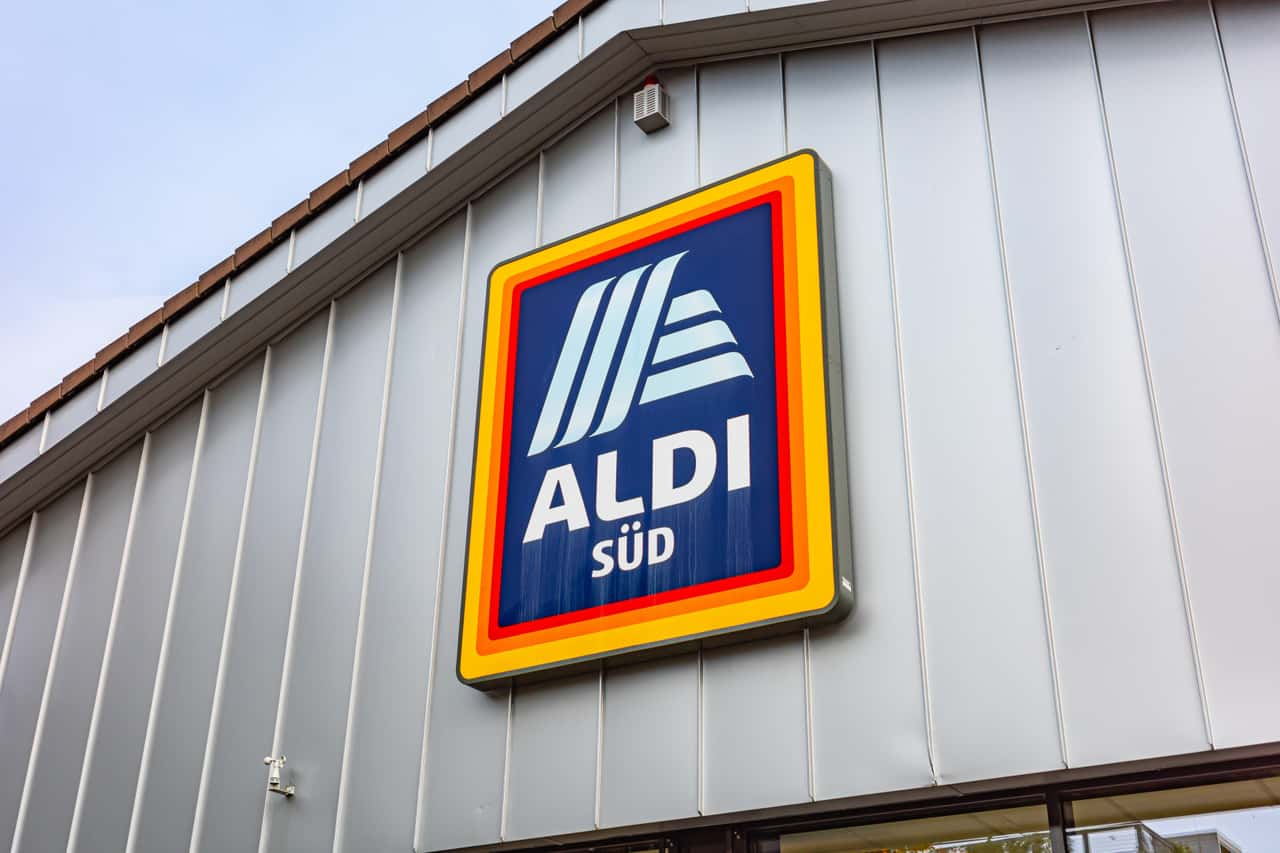 Aldi-S-d-ist-auf-dem-Holzweg-