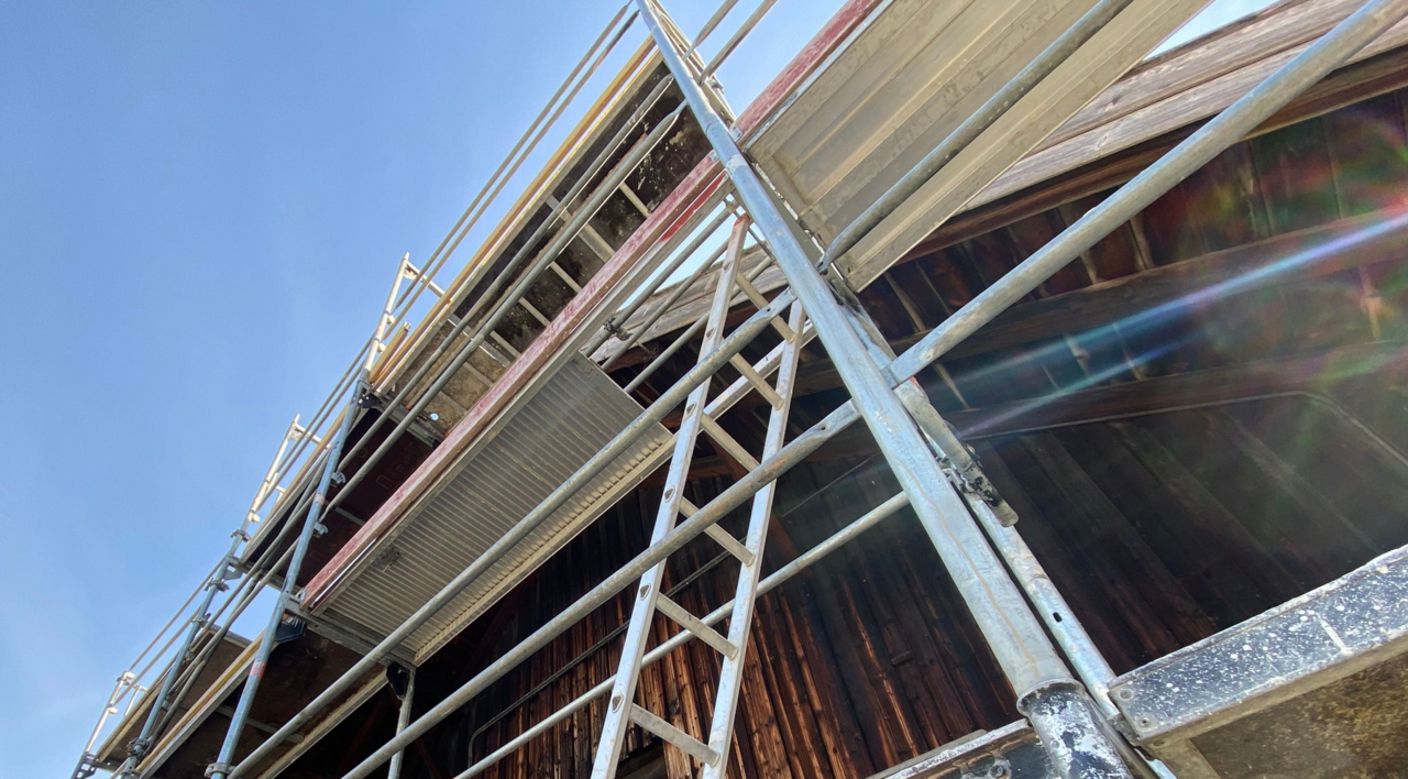 Mit-diesem-Trick-sind-die-Akkuschrauber-beim-Ger-staufbau-immer-griffbereit