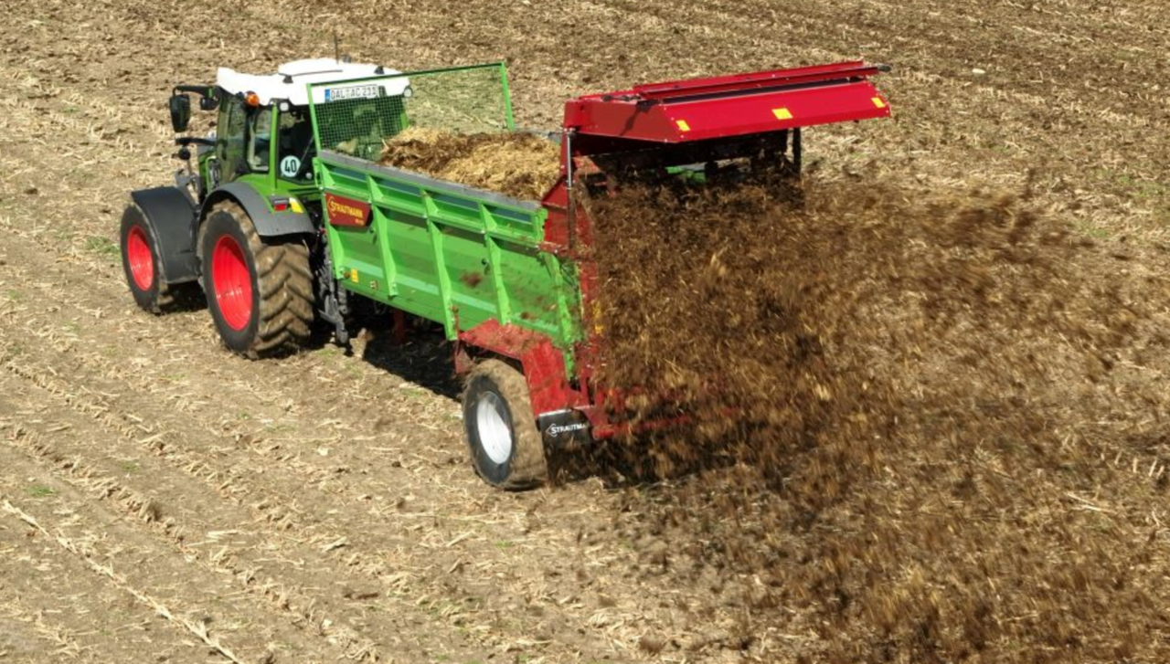 Strautmann-stellt-neue-MS-Streuer-vor