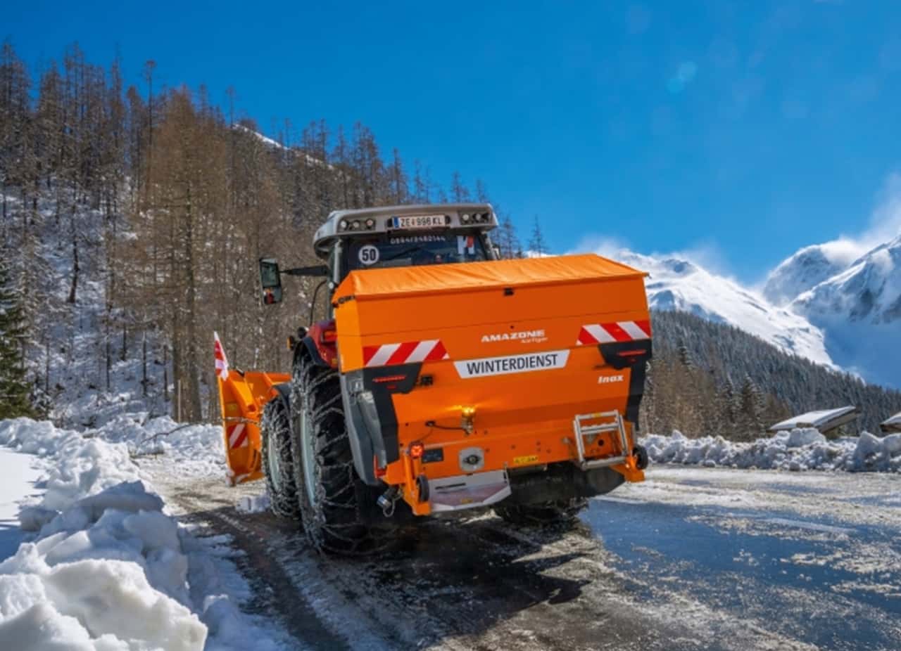 Amazone-stellt-neue-Winterdienststreuer-IceTiger-Inox-vor
