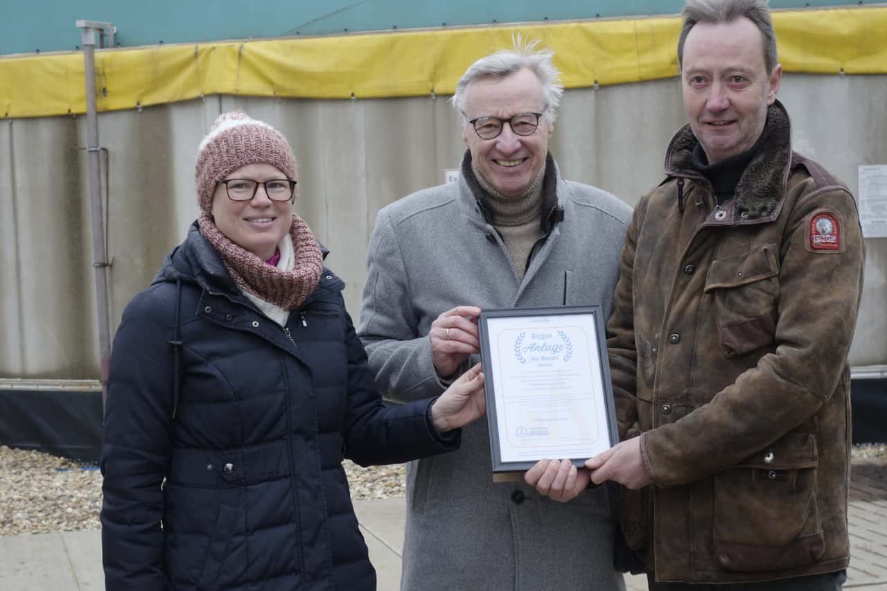 Biogasanlage-des-Monats-Speicherkraftwerk-mit-W-rmenetz