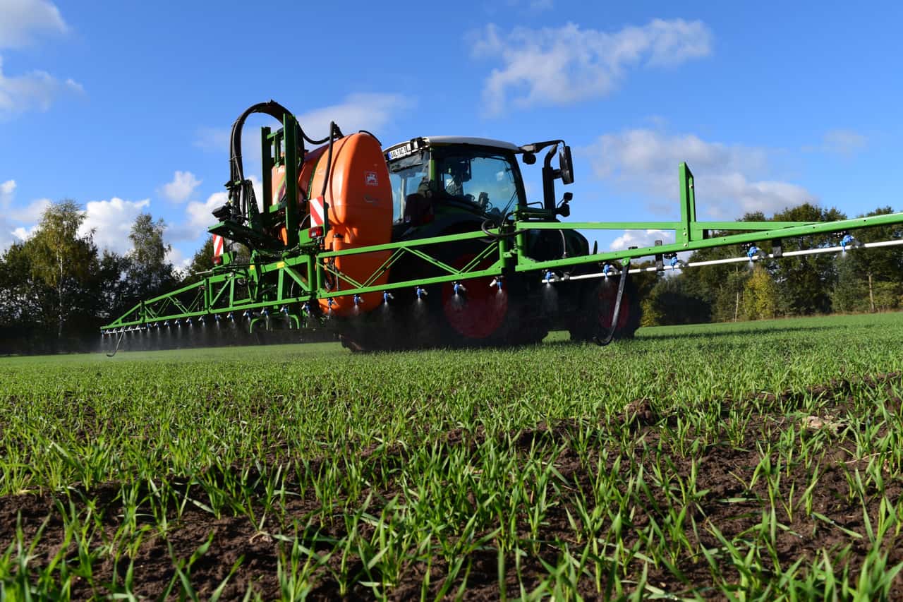 Pesticide Cartel: 1,700 Farmers Sue for €250 Million in Damages