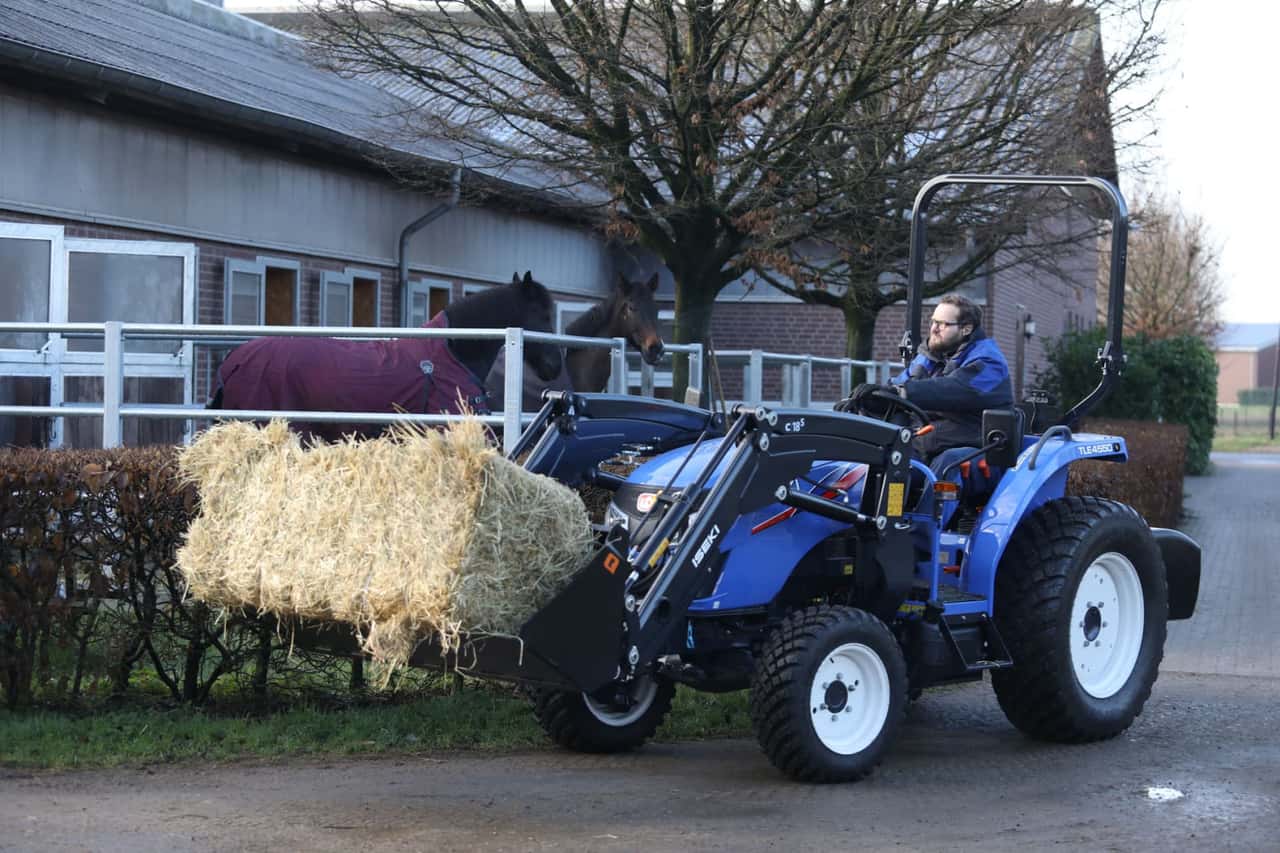 Vorgestellt-Der-Iseki-TLE-4-Kompaktraktor