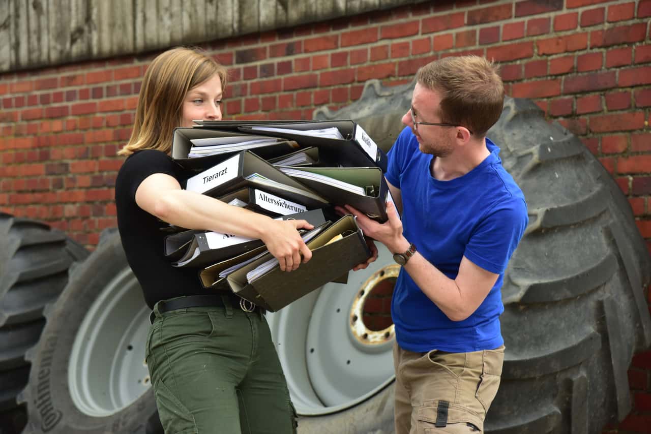 Space in the farm office: These documents can now be disposed of