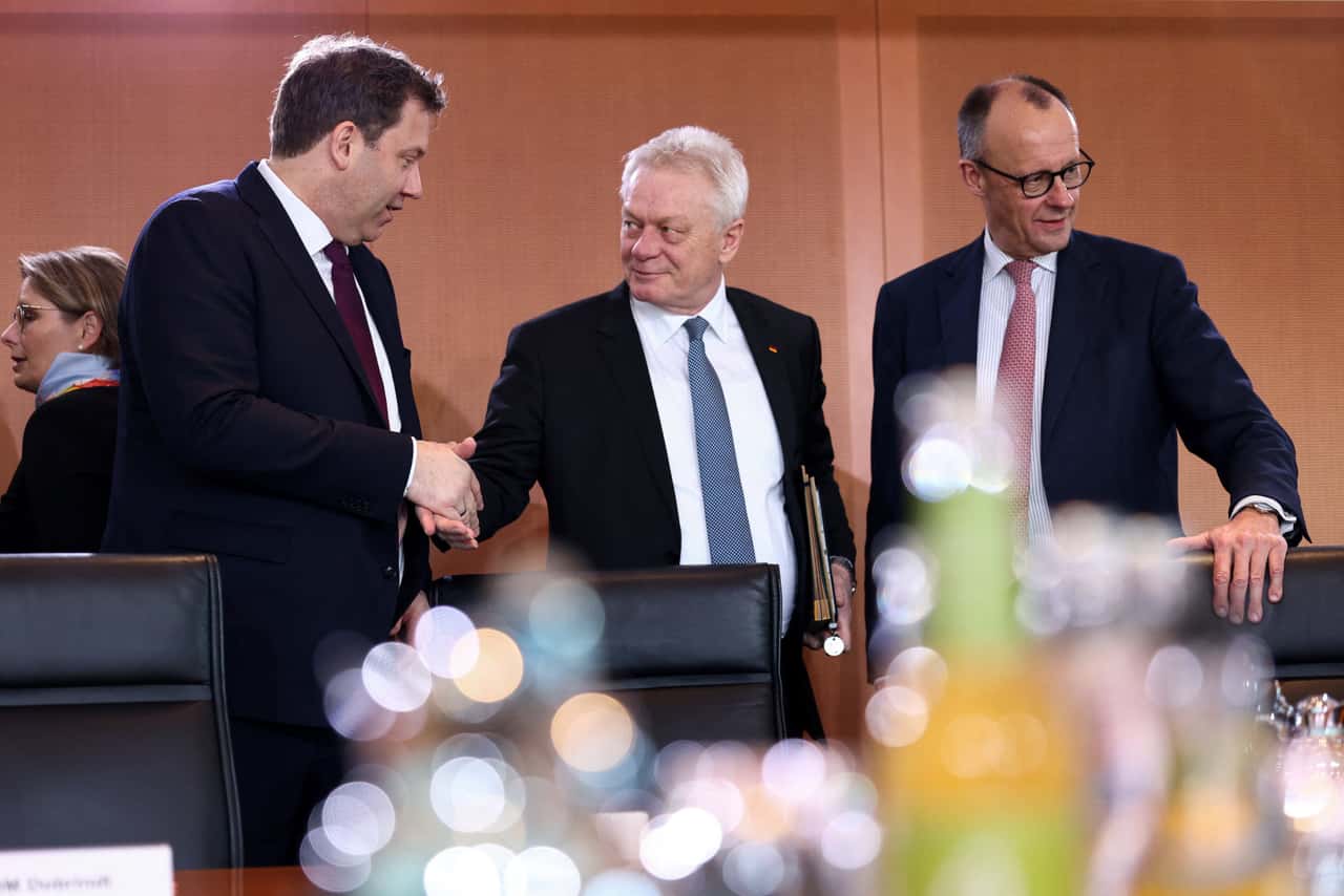 Rainer doesn't want to cut national agricultural subsidies after all