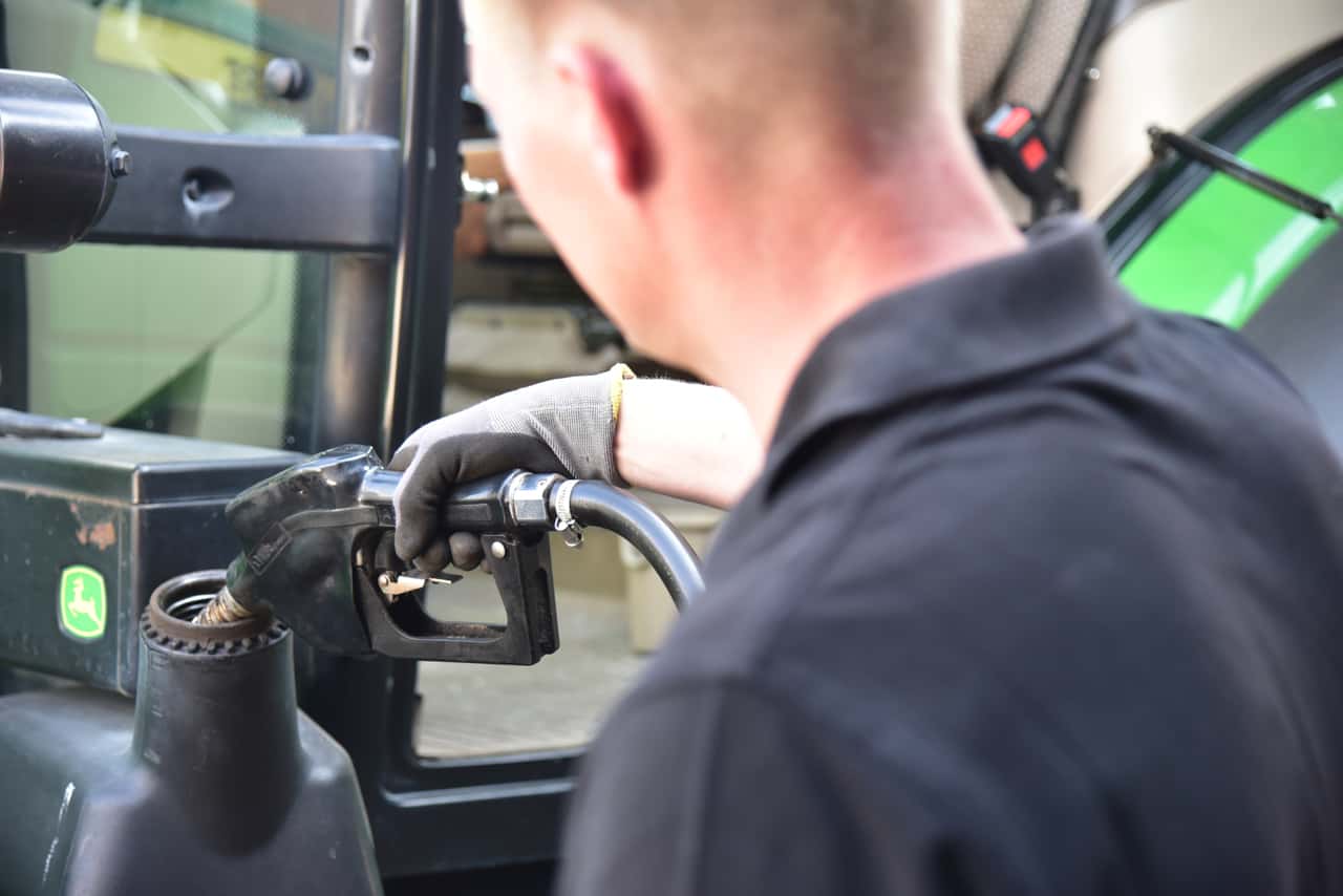 Oil price explosion: How to save fuel when driving a tractor