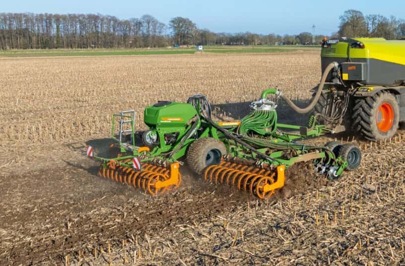 Effective slurry application with the Amazone Catros pro compact disc ...