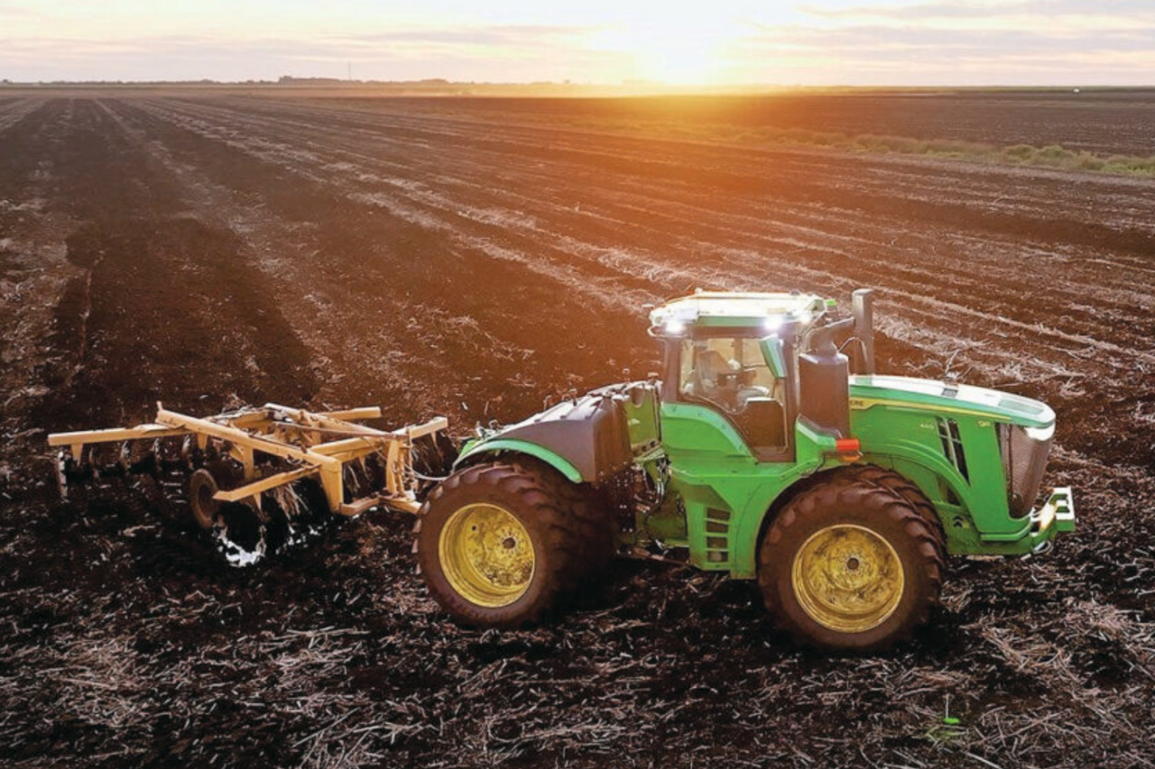 US Sugar deploys autonomous John Deere tractor fleet on 100,000 hectares