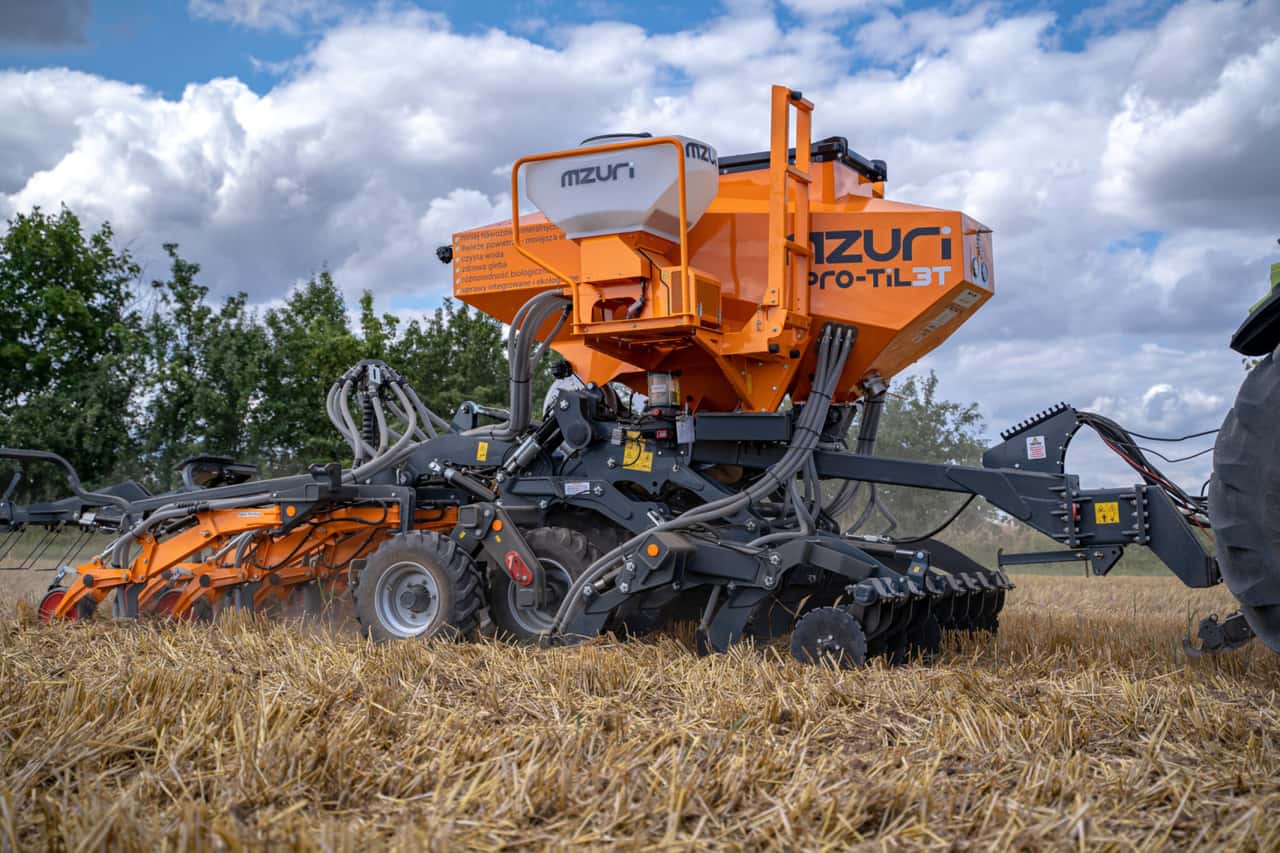 Mzuri PRO TIL: Enhanced One-Pass Cultivation and Seeding