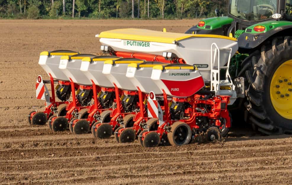 Pöttinger bringt Puro H 3000 Einzelkornsämaschine zur Aussaat 2027 in den ...