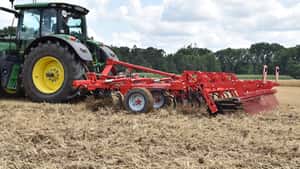 Agri Farm Bio Eurocult-Leichtgrubber im top agrar-Test