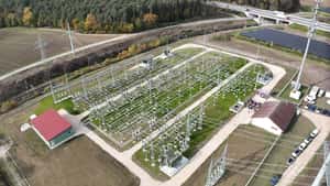 MaxSolar baut netzdienlichen Großbatteriespeicher in Ansbach