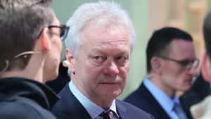 Rüge aus dem Bundestag für Alois Rainer: Streit um Stallumbau und GAK-Förderung