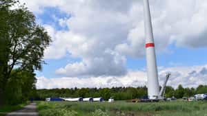 Windenergie: Bundestag debattiert 5-Gigawatt-Sonderausschreibung für 2026