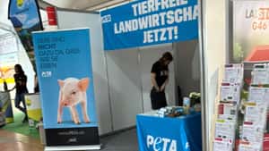 Agrargegner von Peta mit eigenem Stand auf den DLG-Feldtagen