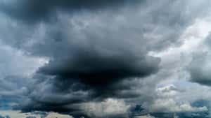 Deutschland erwartet extreme Hitze und schwere Gewitter