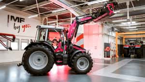 Massey Ferguson präsentiert im Oktober in Beauvais einzigartigen rosa Traktor