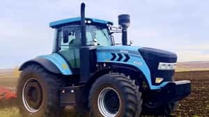Russischer Hybridtraktor KAT gewinnt Gold für Kraftstoffeffizienz auf Agrosalon